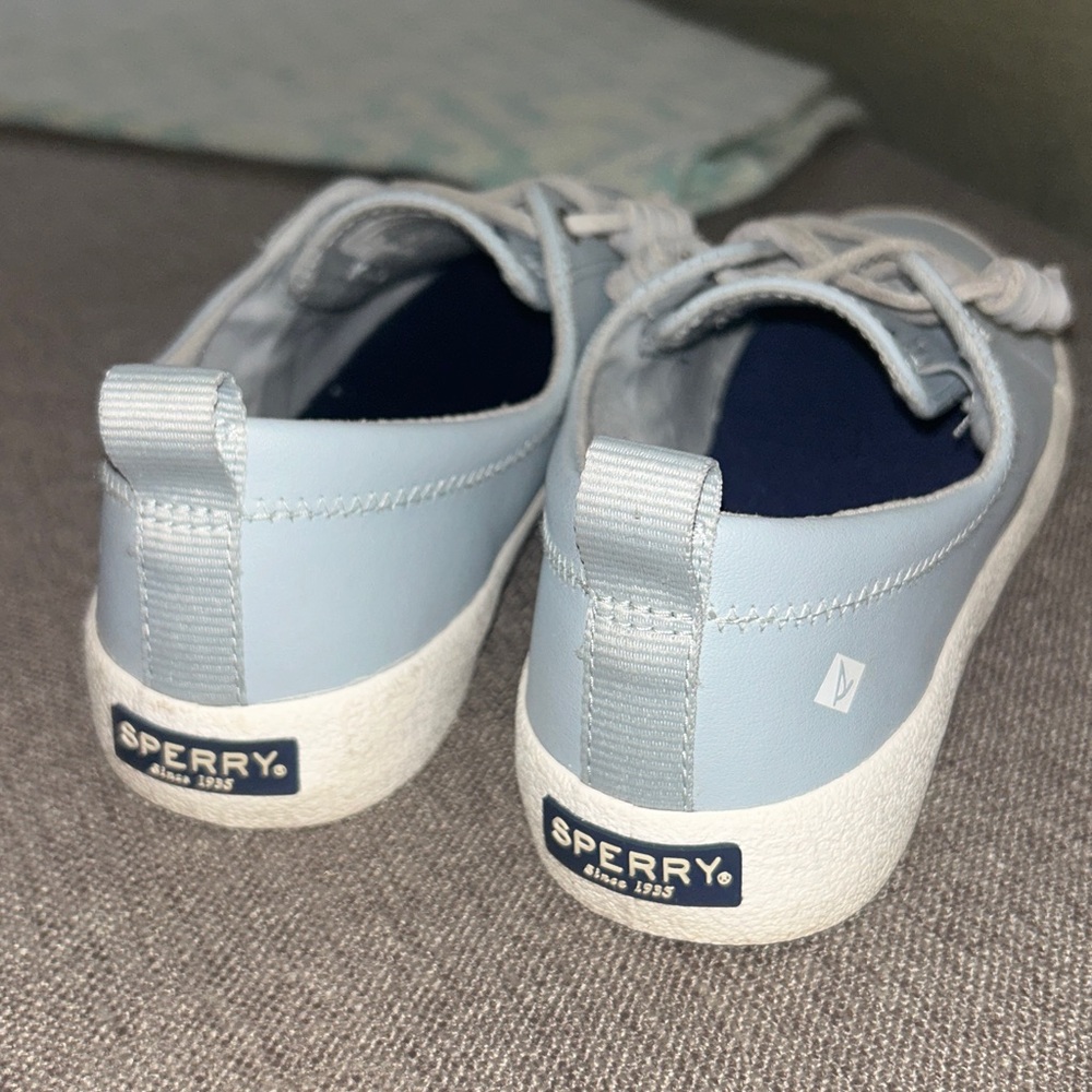Sperry Women's Crest Vibe sneakers in a grey or light blue color size 7.5 - Picture 2 of 5